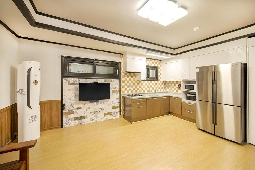 Boryeong Daecheon Sun And Moon Pension Room photo