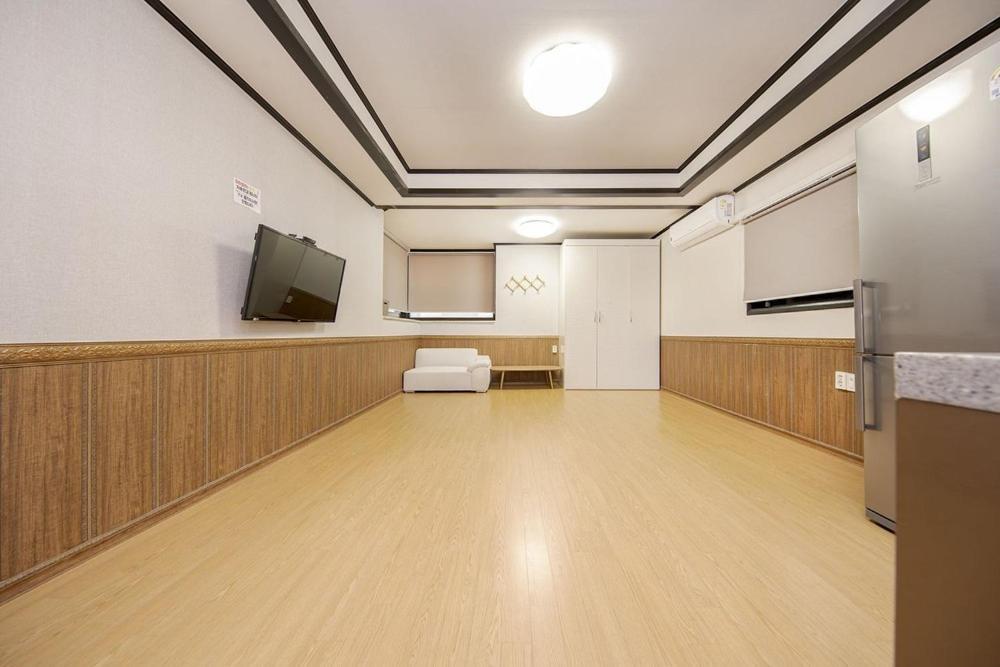 Boryeong Daecheon Sun And Moon Pension Room photo