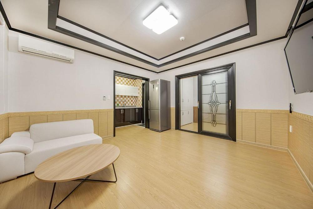 Boryeong Daecheon Sun And Moon Pension Exterior photo